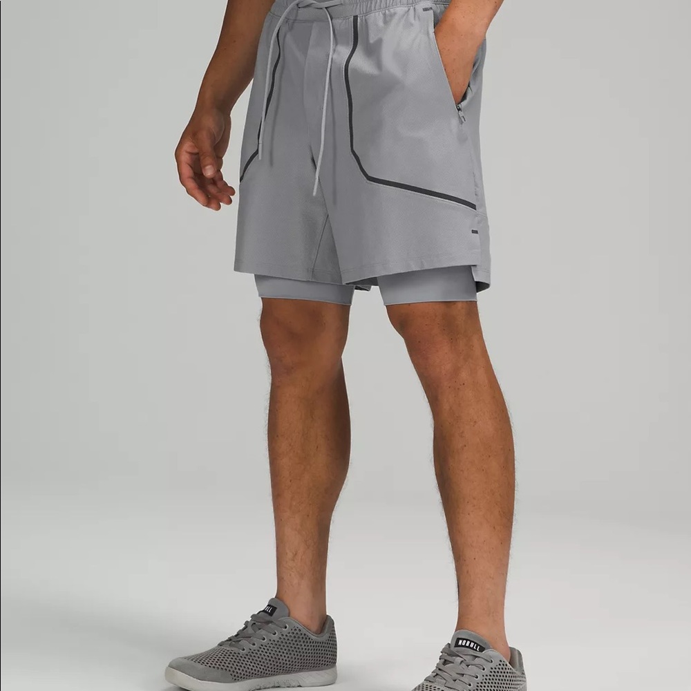 Lululemon License to Train Short 7" 
Elite in Rhino Grey